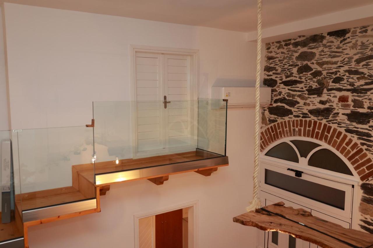Cane'S Family Guest House Plomari Exterior foto